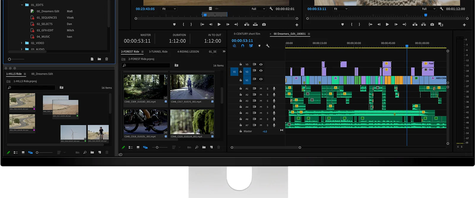 Videoschnittsoftware mit Timeline und Bedienfeldern auf dem Kuycon Q32S